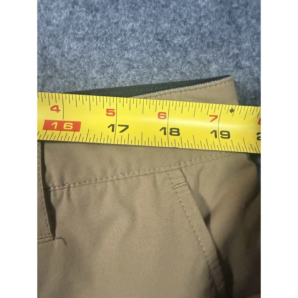 Orvis Men's Khaki Lightweight Performance Hiking Shorts Size 38